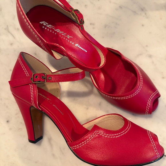 PRISTINE Re-Mix Scarlet Red Peep-Toe Sandal Pump - Marked Sz 10, Runs Large - Picture 2 of 7